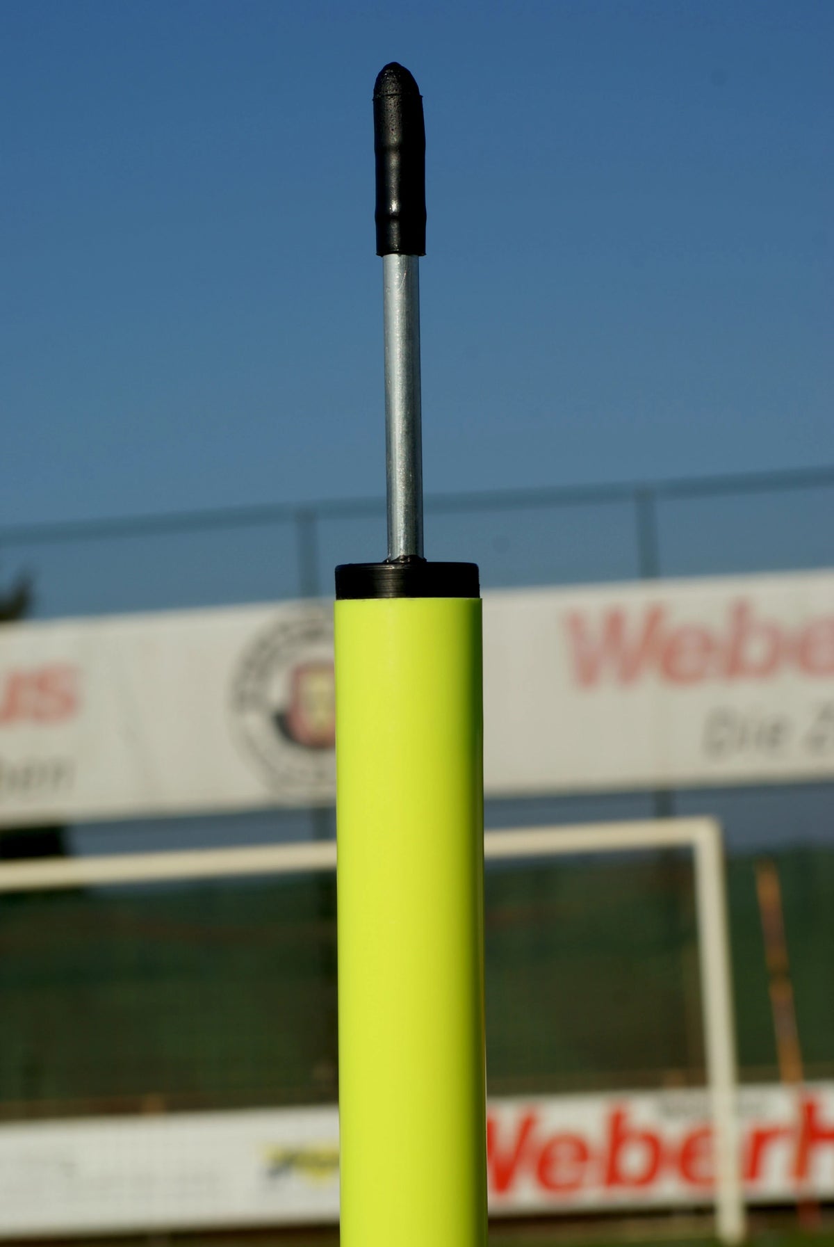 Set van 10 neongele slalompalen met grondpinnen - 172cm