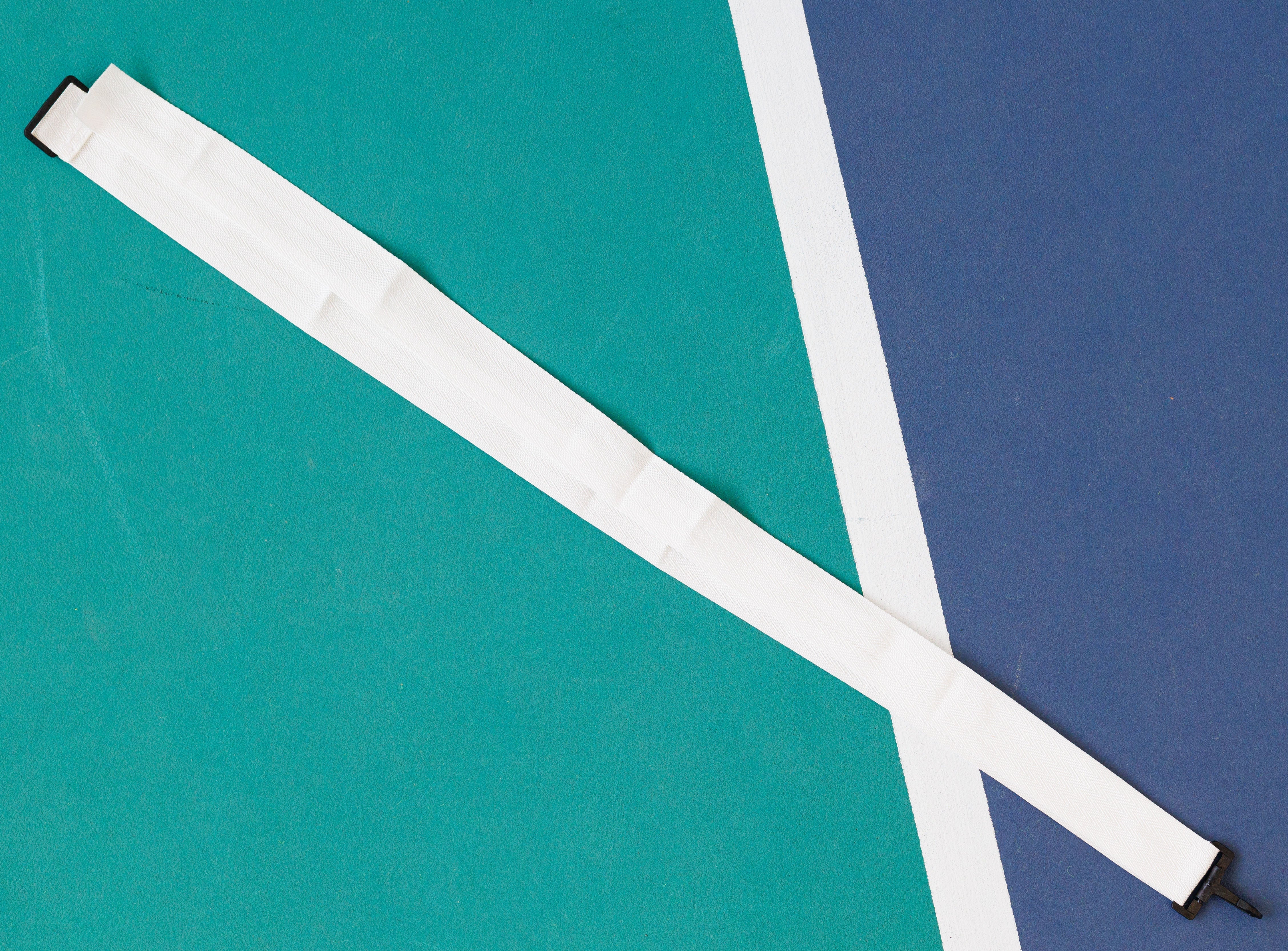 Basic tennis net regulator