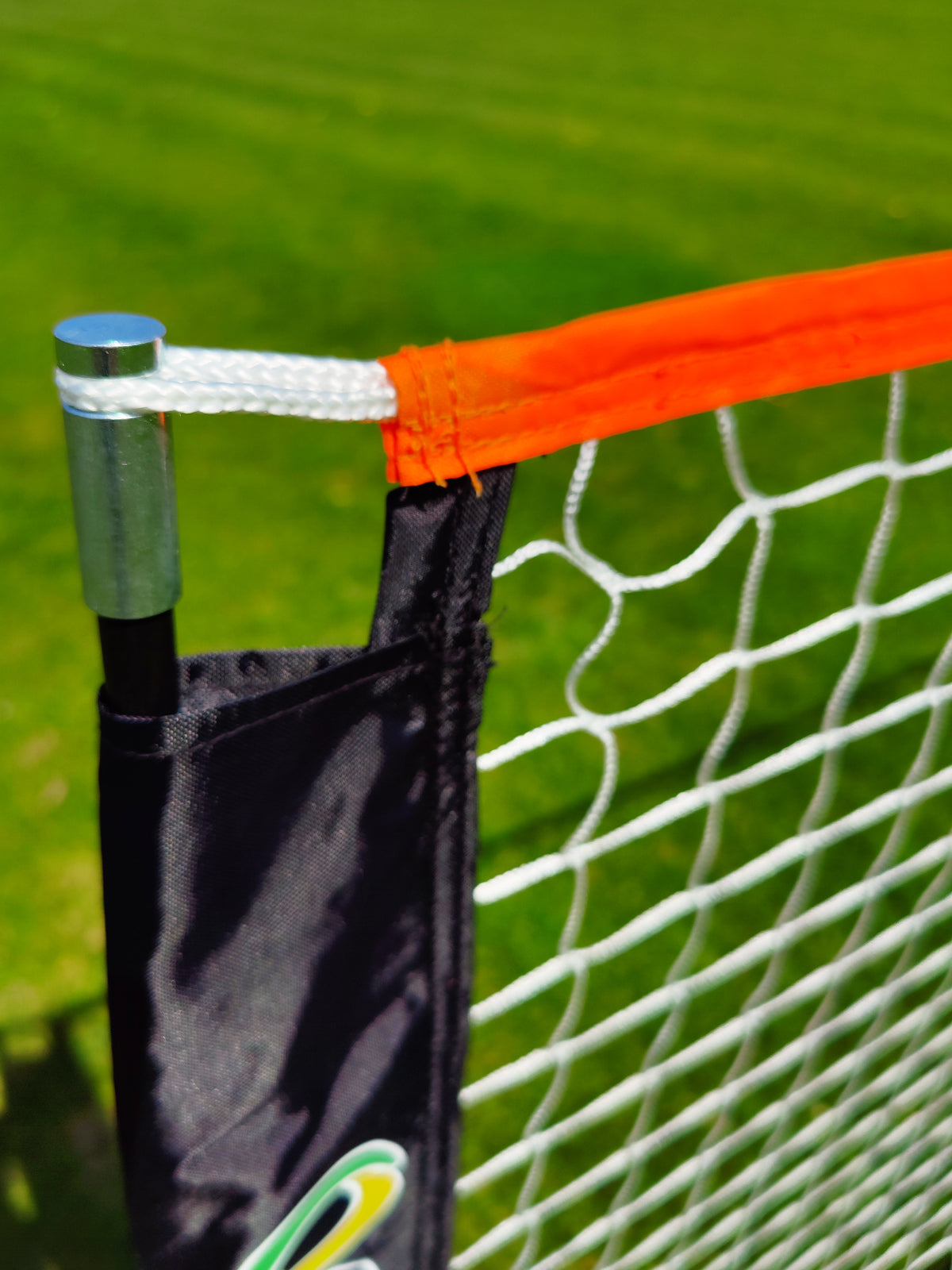 Tennis posts and net with carrying bag - 6m