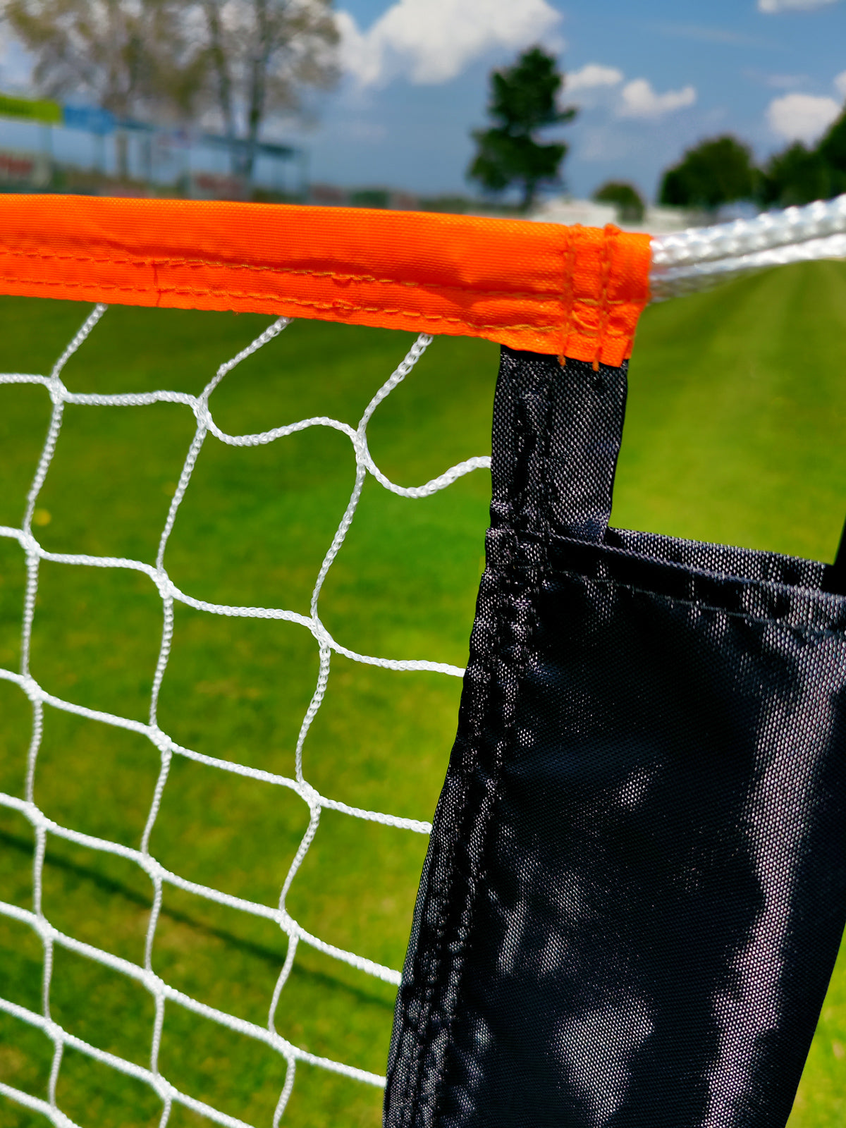 Tennis posts and net with carrying bag - 6m
