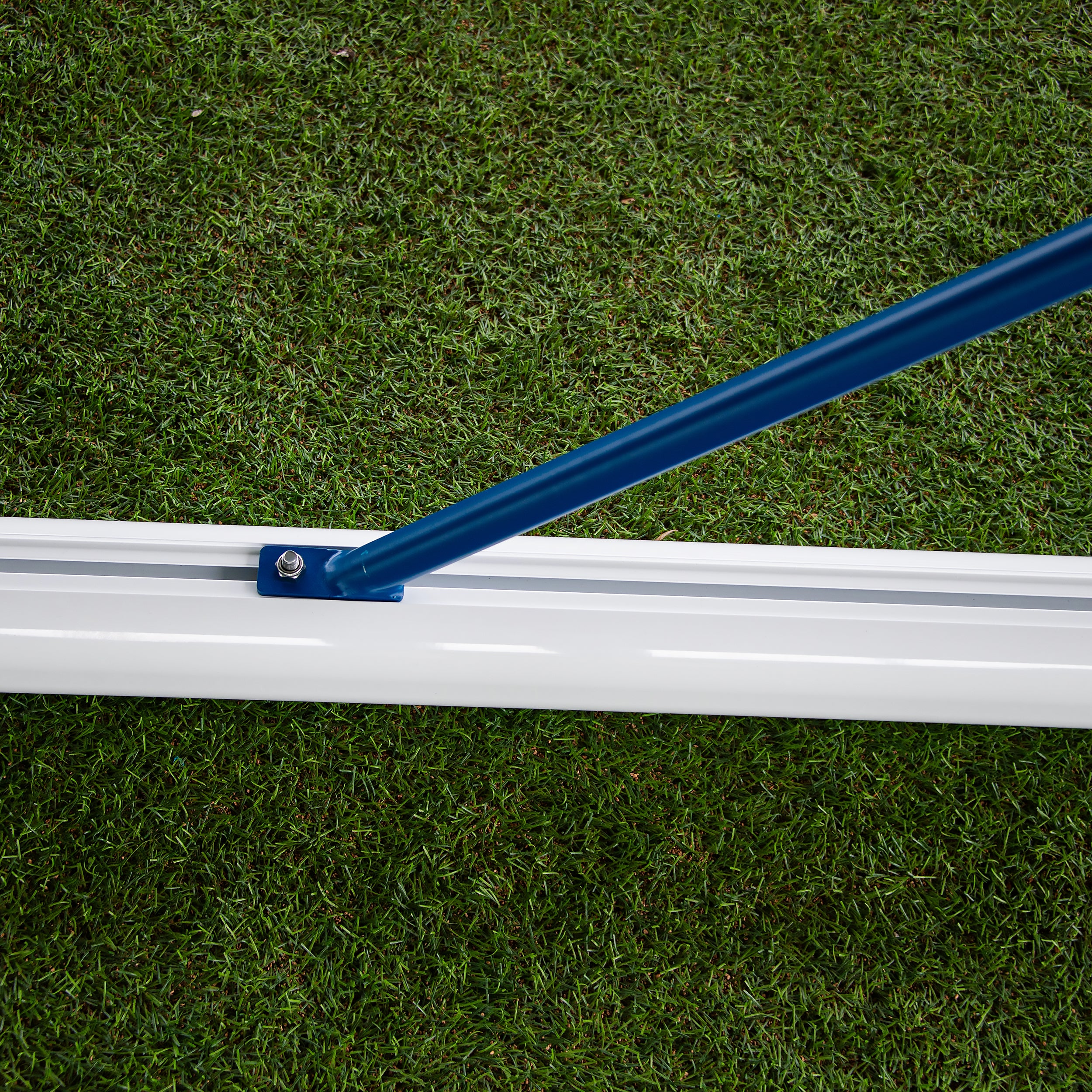 Transportable professional 11-a-side football goal aluminium - 7.32 m x 2.44 m
