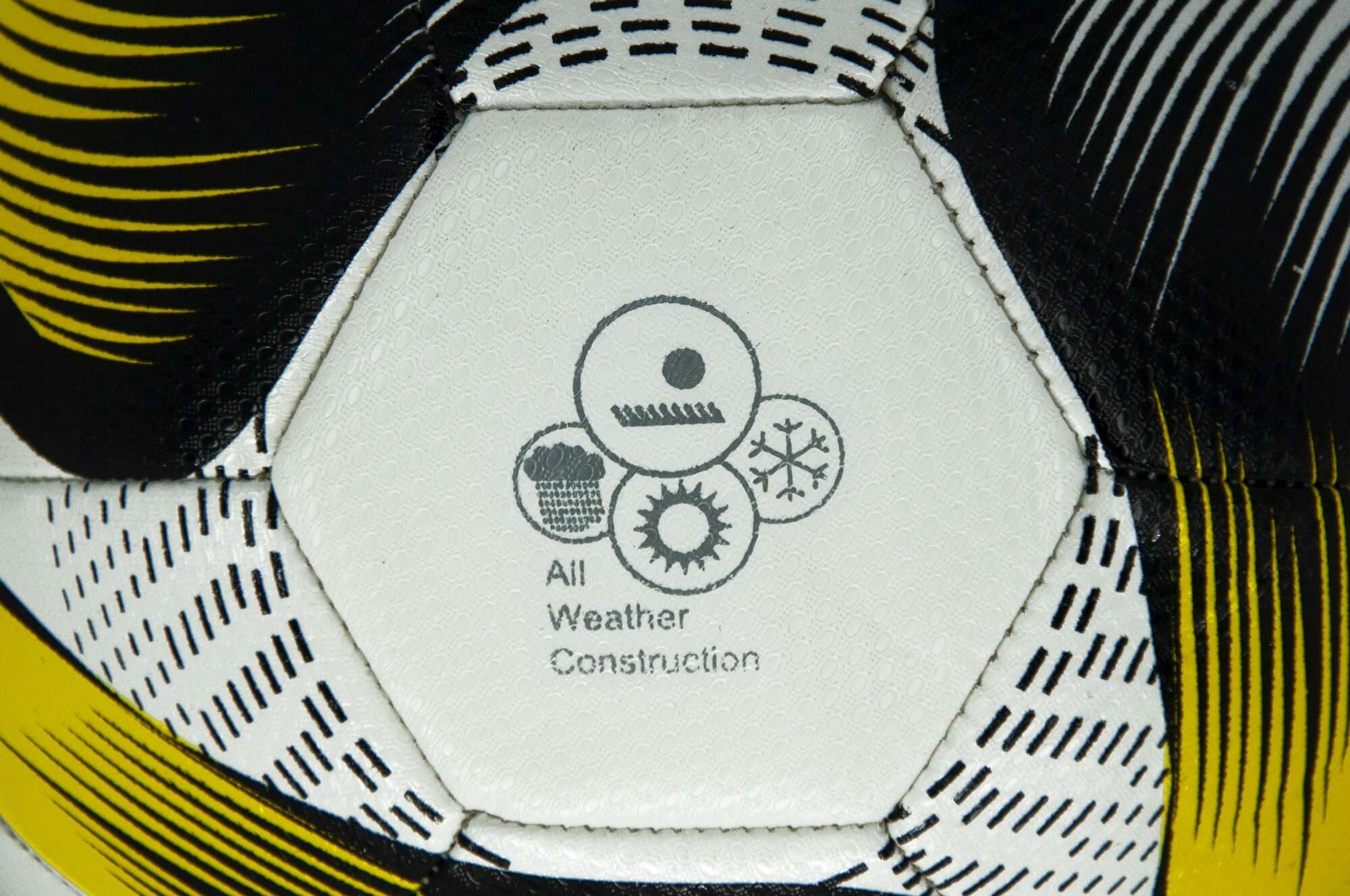Image du produit : Powershot Football ball size 5 - Black and yellow