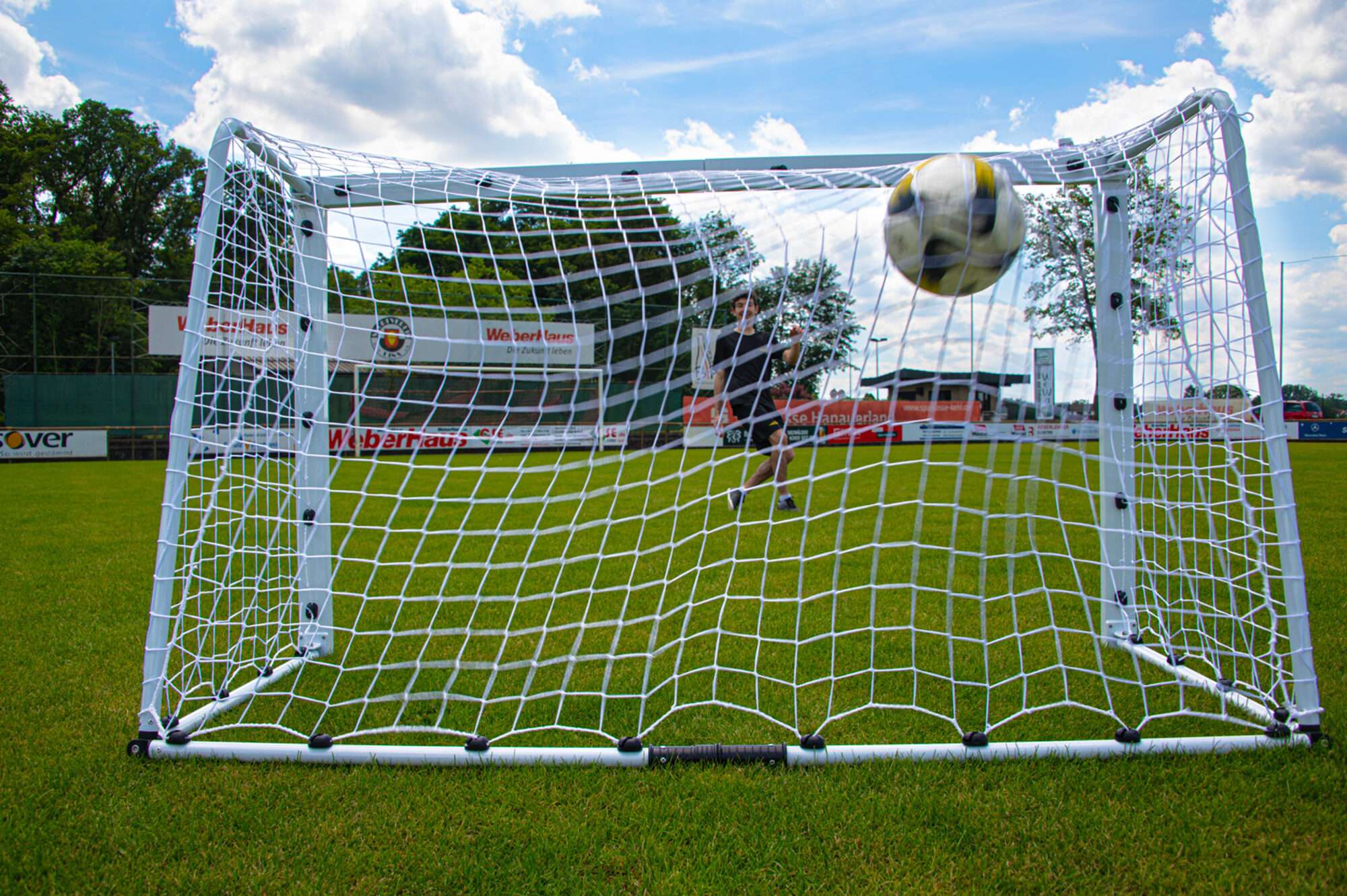 Image du produit : Aluminium Foldable Football Goal 2 x 1,2 m - Auto-weighted