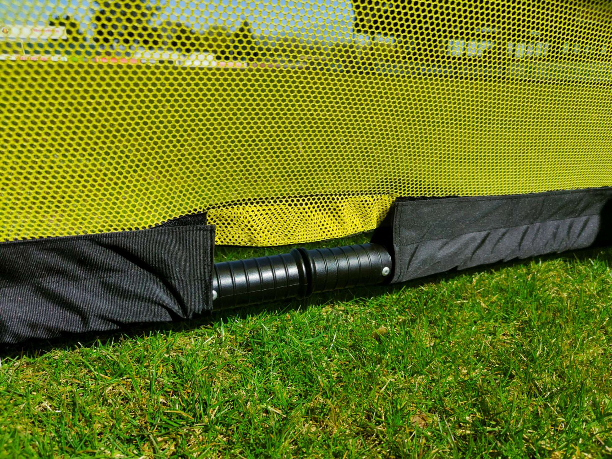 Image du produit : Mini aluminium goal foldable 5' x 3.2' (1.5 x 1m) - Yellow/Black
