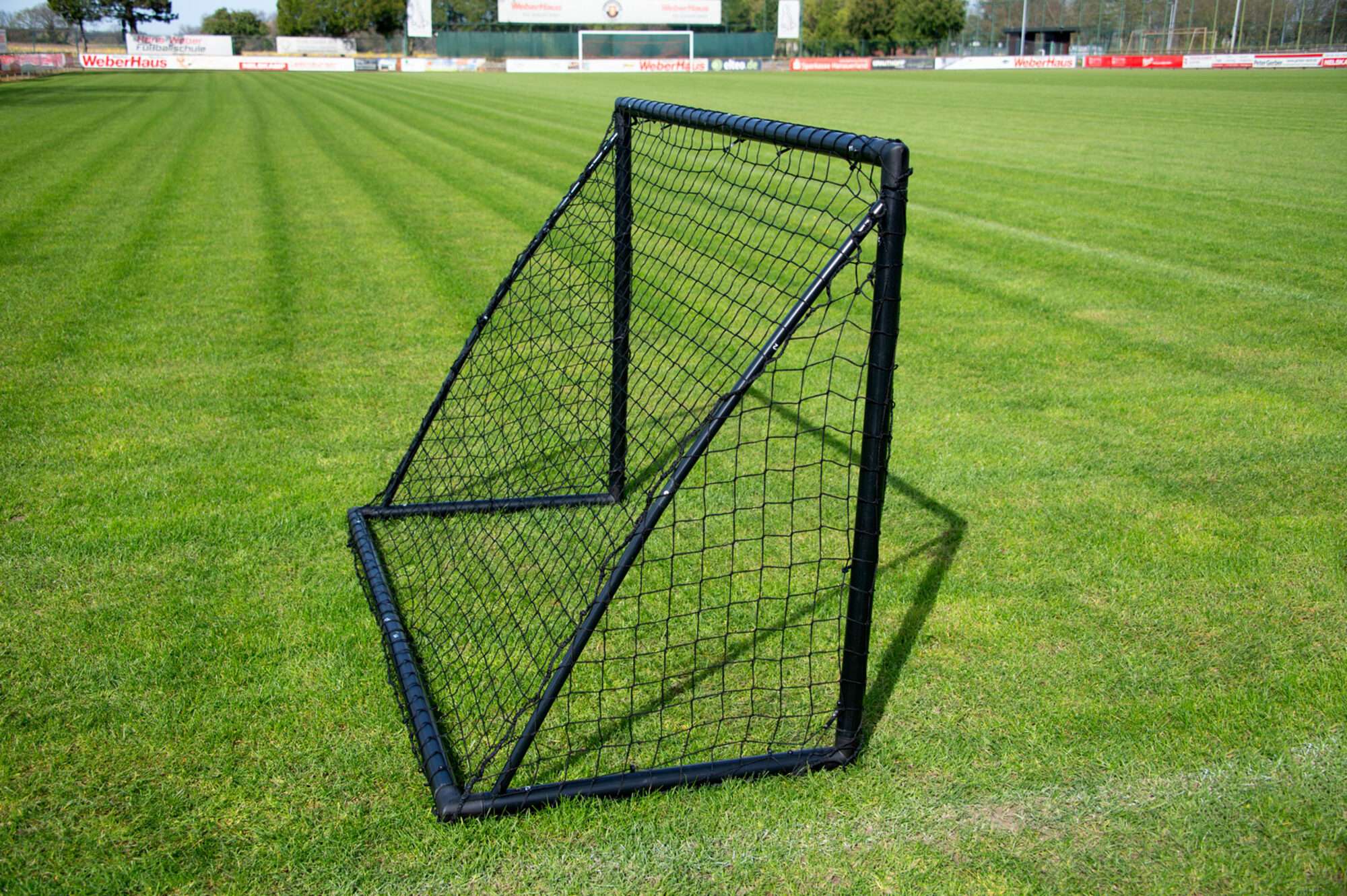 Image du produit : Soccer goal - 1.8 x 1.2m - uPVC - Black