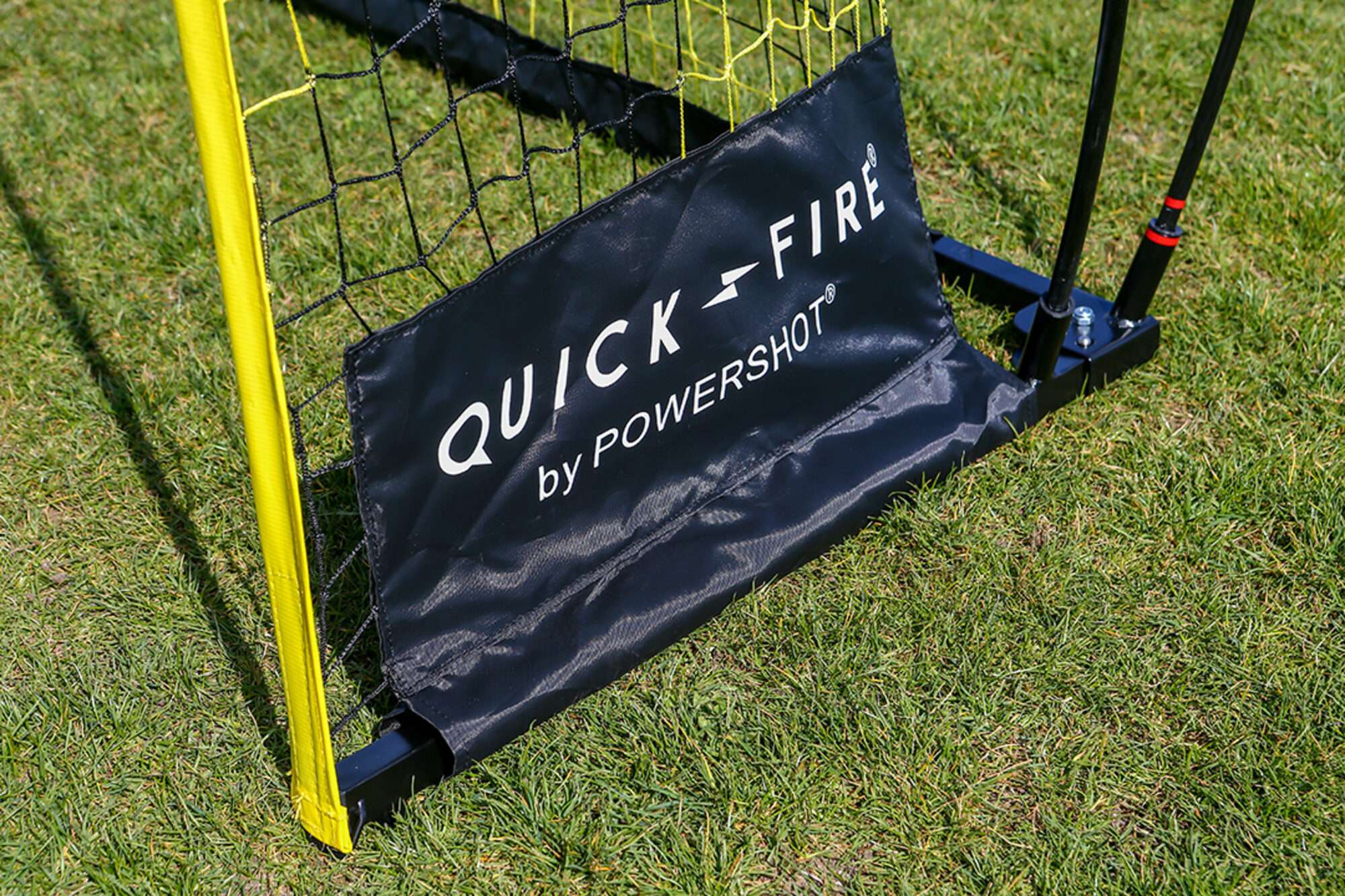 Image du produit : POWERSHOT® QUICKFIRE soccer goal 2.4 x 1.8 m