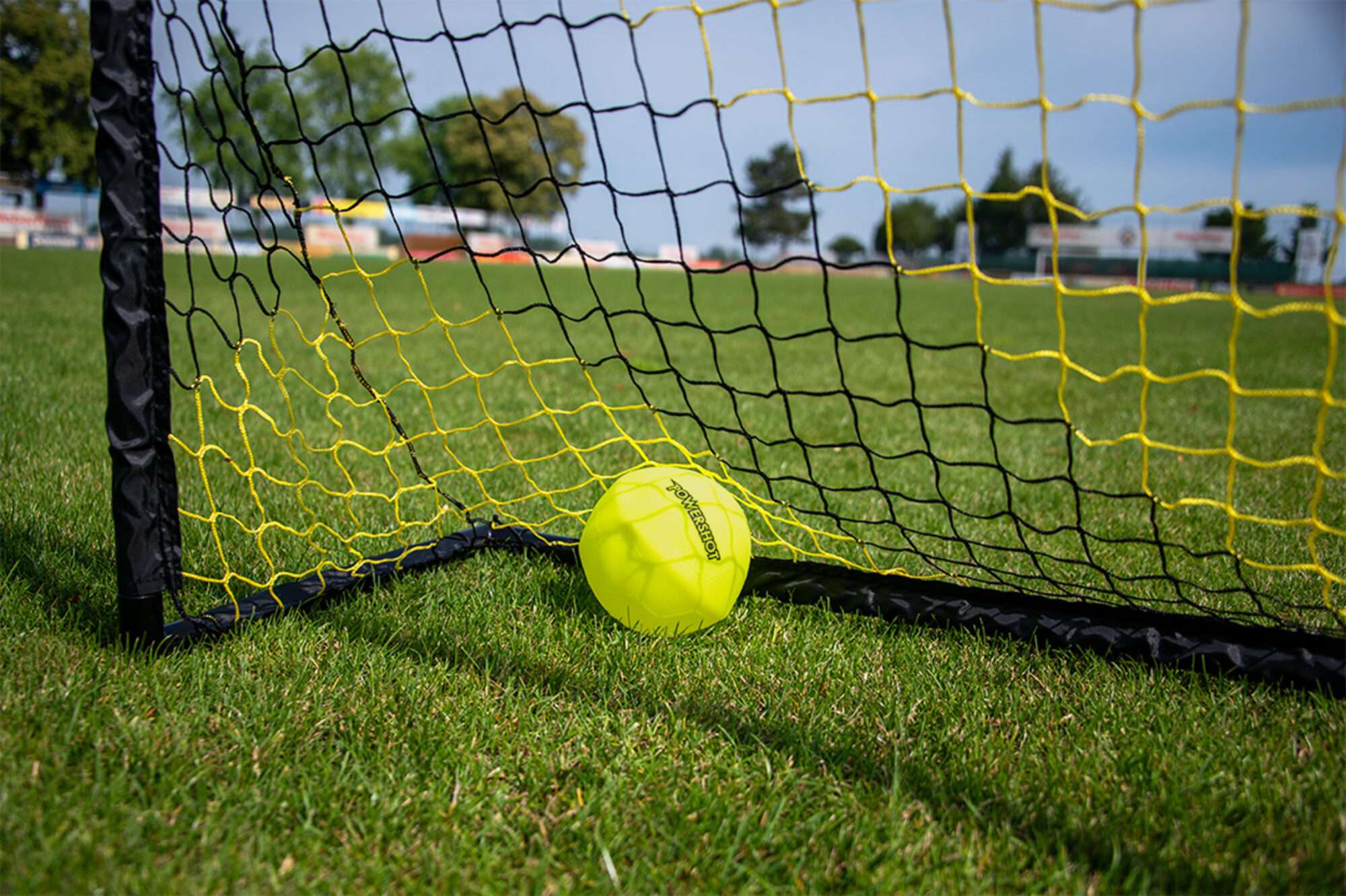 Image du produit : POWERSHOT® Mini Pop-Up Goals 0.9 x 0.6m - PVC